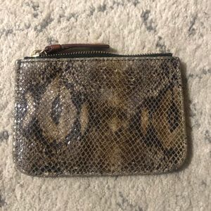Dooney & Bourke Bags - Dooney & Bourke Coin Purse Dooney & Bourke Bags - Dooney & Bourke Coin Purse